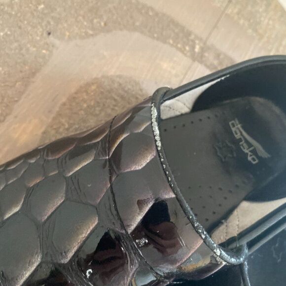 Dansko Snakeskin Patterned Professional Heeled Clogs EU 42 11.5/12 Black Work - Picture 4 of 7